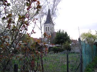 L'église de Bussy-Saint-Georges depuis ls jardins des Filasses